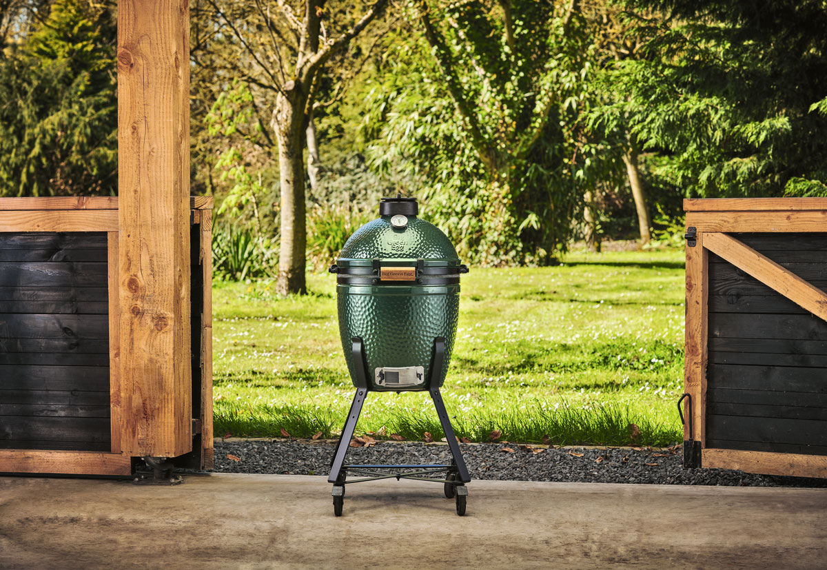 Big_green_egg_small_base