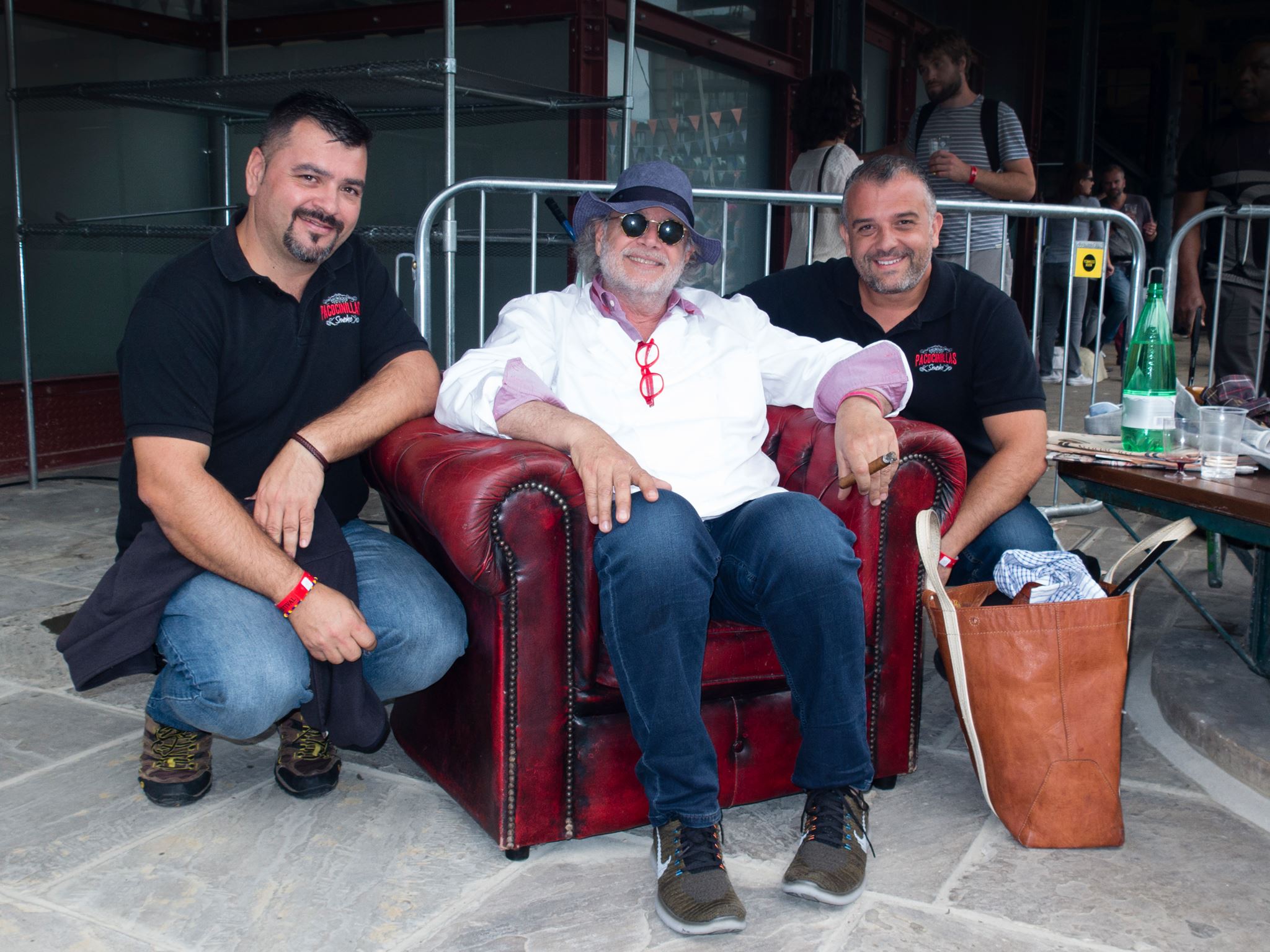 511080917_29858165043830966_7301767419388614047_n Francis Mallmann con el equipo de Pacocinillas